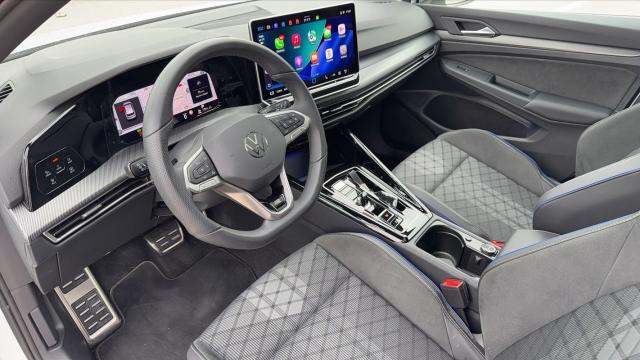 Volkswagen Golf image 5