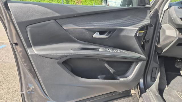 Peugeot 3008 image 4
