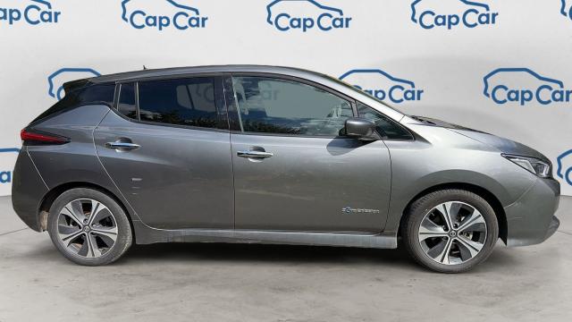 Nissan Leaf image 8