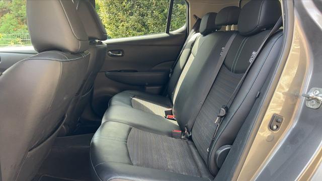 Nissan Leaf image 9