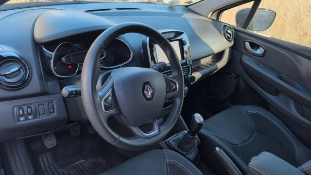 Renault Clio image 8