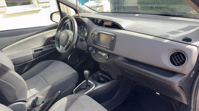 Toyota Yaris image 2