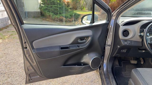 Toyota Yaris image 5