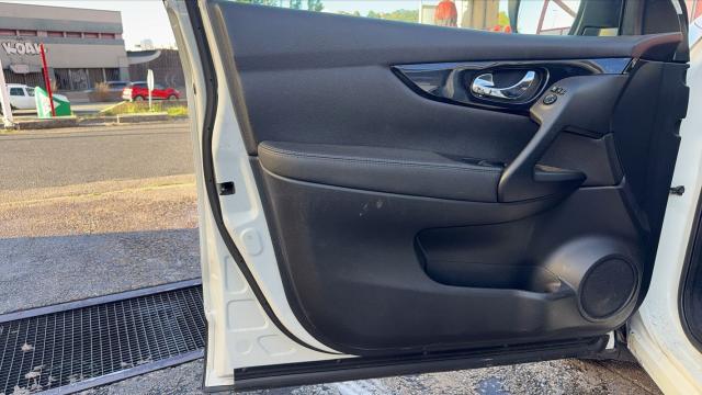 Nissan Qashqai image 2