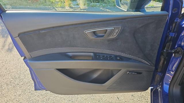 Seat Leon image 2