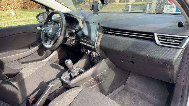 Renault Clio image 8