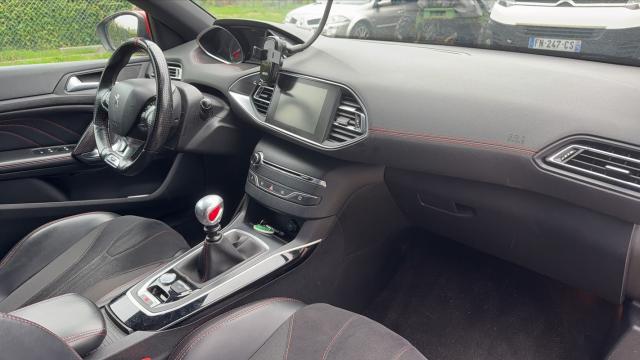 Peugeot 308 image 2