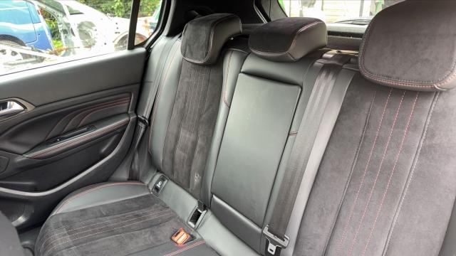 Peugeot 308 image 9