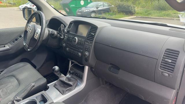 Nissan Navara image 8