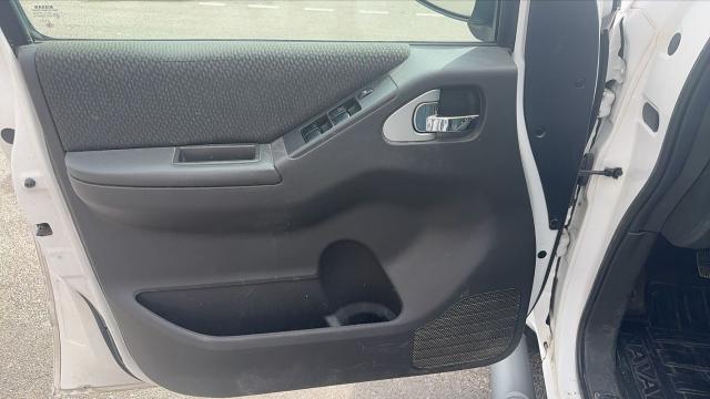 Nissan Navara image 5