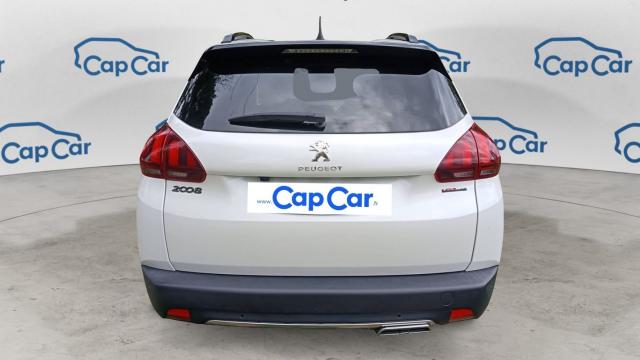 Peugeot 2008 image 8
