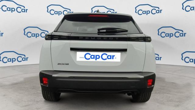 Peugeot 2008 image 2