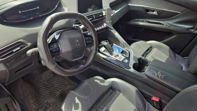 Peugeot 3008 image 2