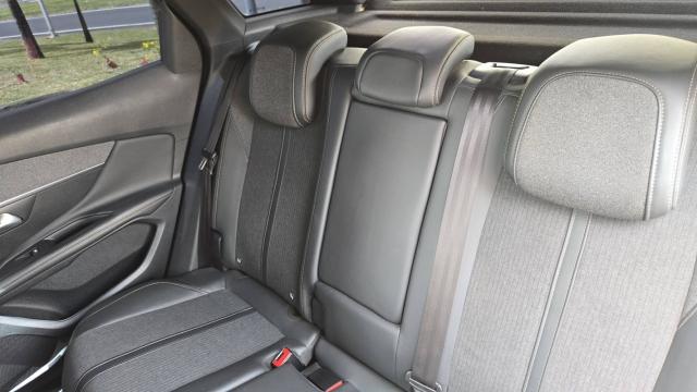 Peugeot 3008 image 7