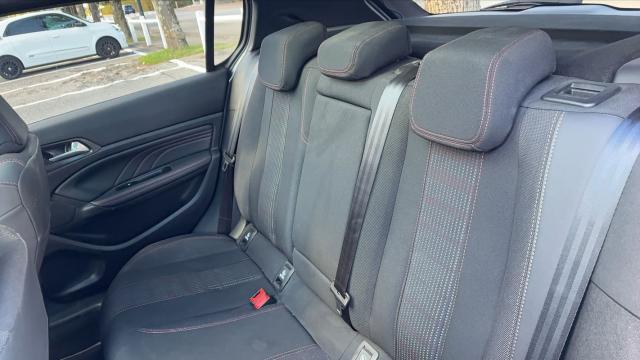 Peugeot 308 image 6