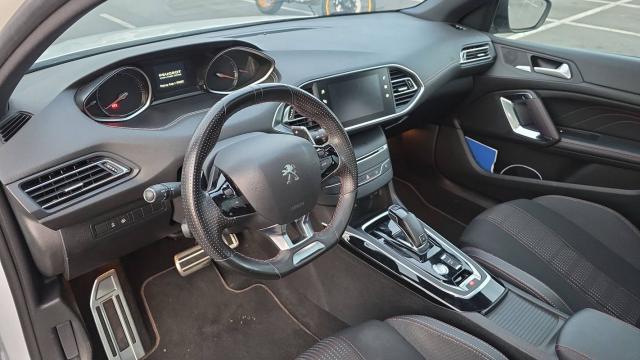 Peugeot 308 image 1