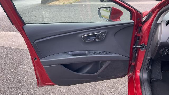 Seat Leon image 6