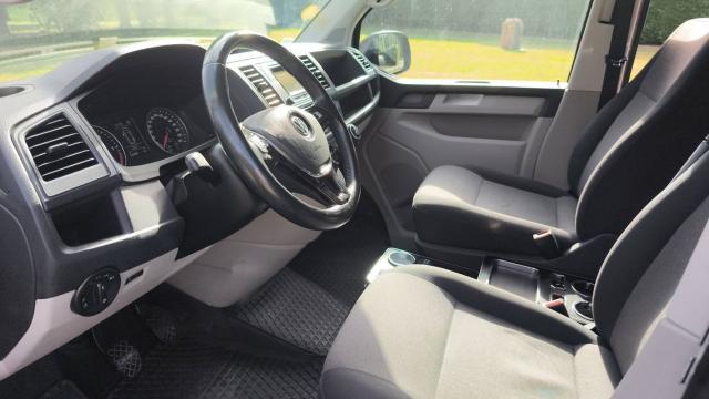 Volkswagen Transporter image 7