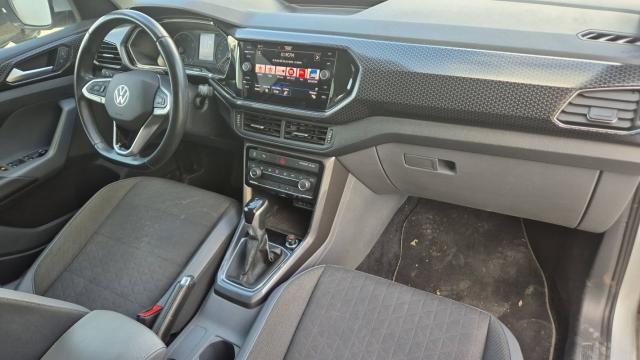 Volkswagen T-Cross image 2