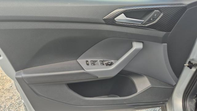 Volkswagen T-Cross image 7