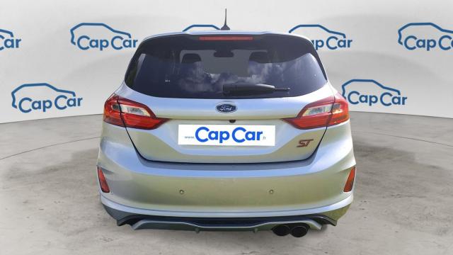 Ford Fiesta image 8