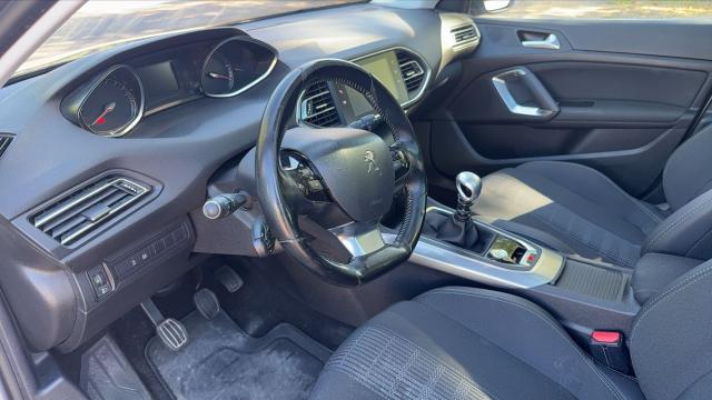Peugeot 308 Sw image 2