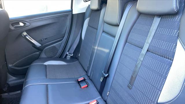 Peugeot 2008 image 4