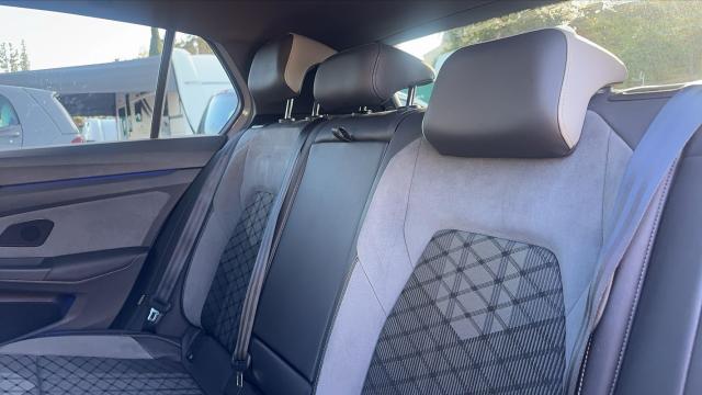 Volkswagen Golf image 9