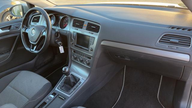 Volkswagen Golf image 4