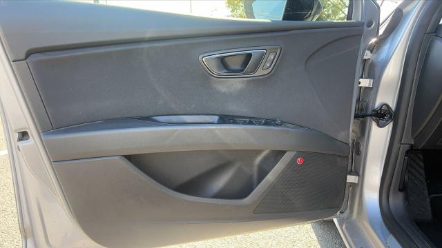 Seat Leon image 3