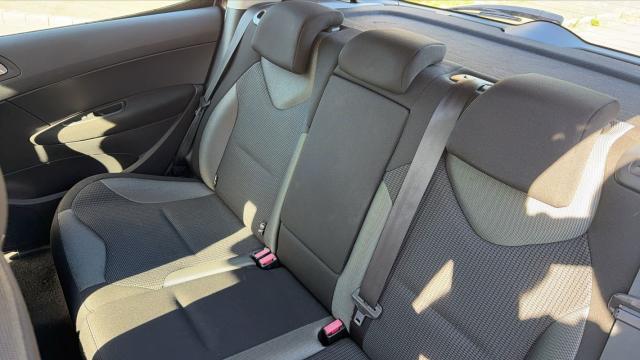 Peugeot 308 image 3