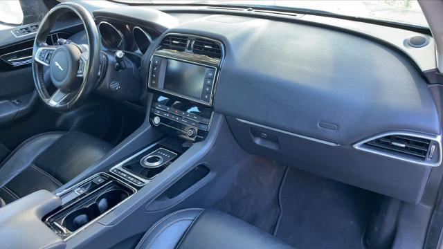 Jaguar F-Pace image 7