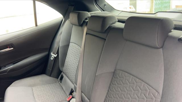 Toyota Corolla image 6