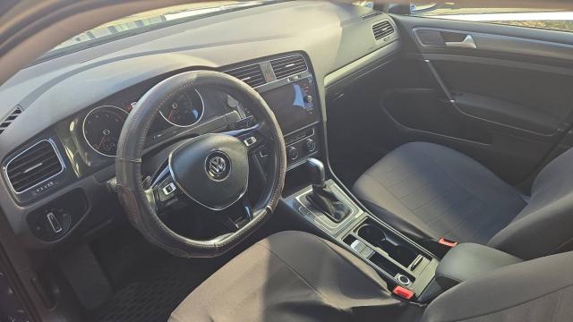 Volkswagen Golf image 7