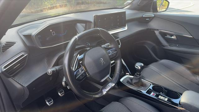 Peugeot 2008 image 4
