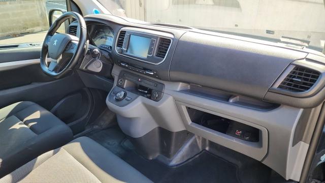 Peugeot Expert Combi image 3