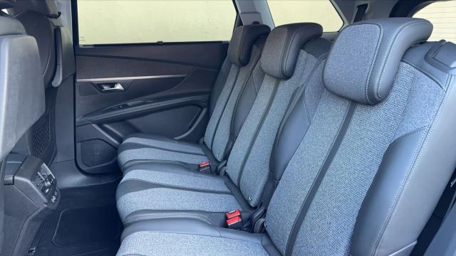 Peugeot 5008 image 5