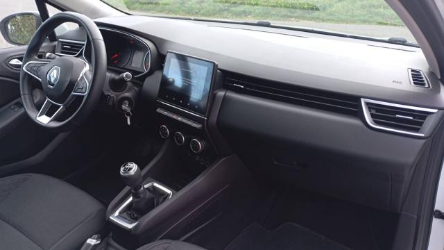 Renault Clio image 1