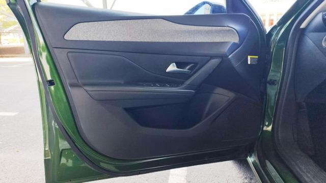Peugeot 308 image 1