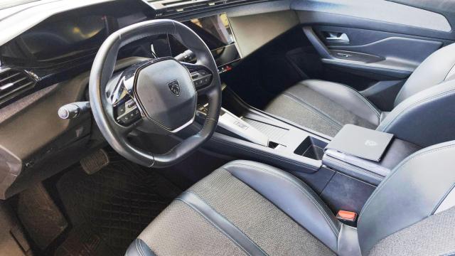 Peugeot 308 image 4