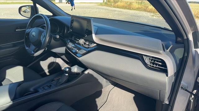 Toyota C-Hr image 7