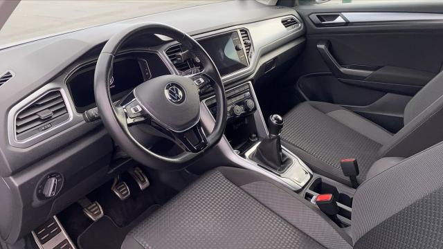 Volkswagen T-Roc image 8