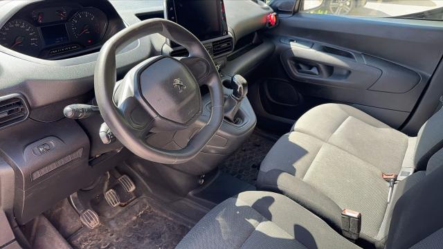 Peugeot Partner image 8