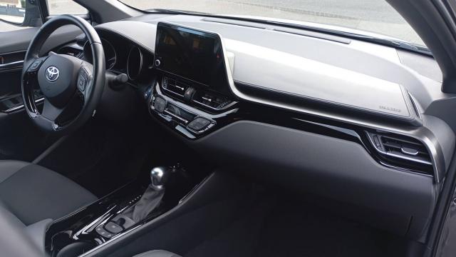 Toyota C-Hr image 3