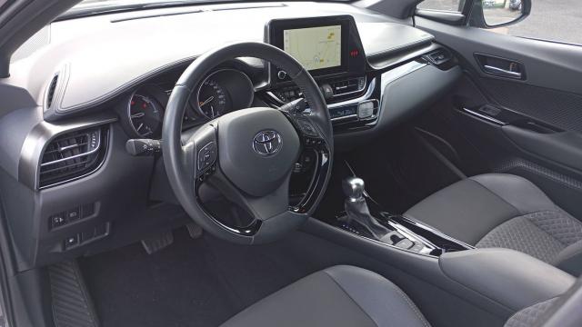 Toyota C-Hr image 8