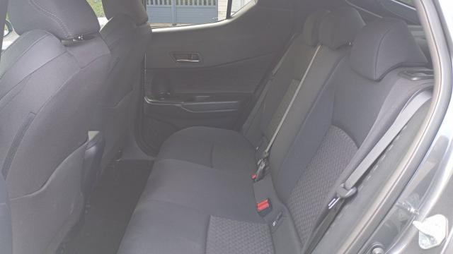 Toyota C-Hr image 6