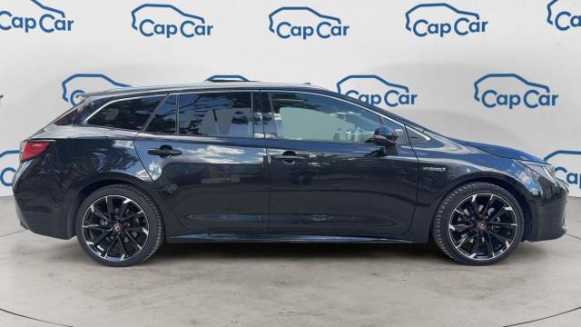 Toyota Corolla Touring Sports image 2