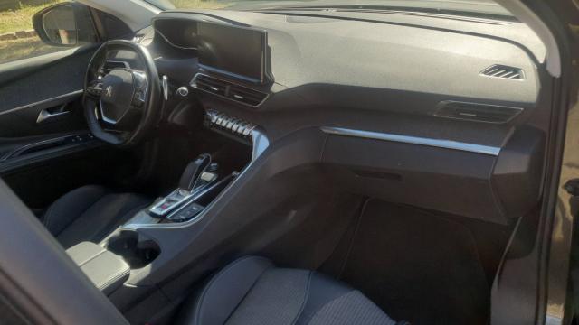 Peugeot 3008 image 8