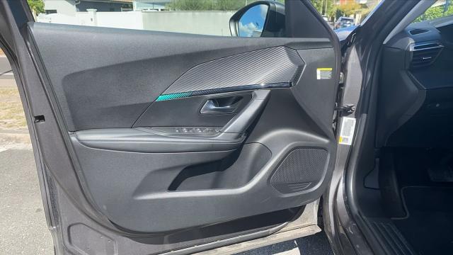 Peugeot 2008 image 4