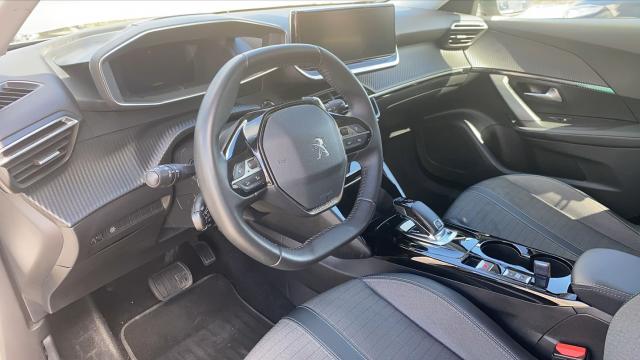 Peugeot 2008 image 3